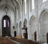 La nef de l'église de la Trinité