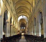 La nef de l'église Saint-Vincent-de-Paul La nef de l'église Saint-Vincent-de-Paul