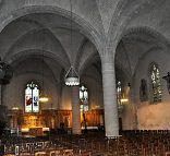 La nef de l'église Saint–Porchaire