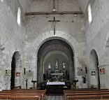 La nef de la basilique Saint-Savinien à Sens