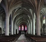 La nef de l'église Saint-Gorgon