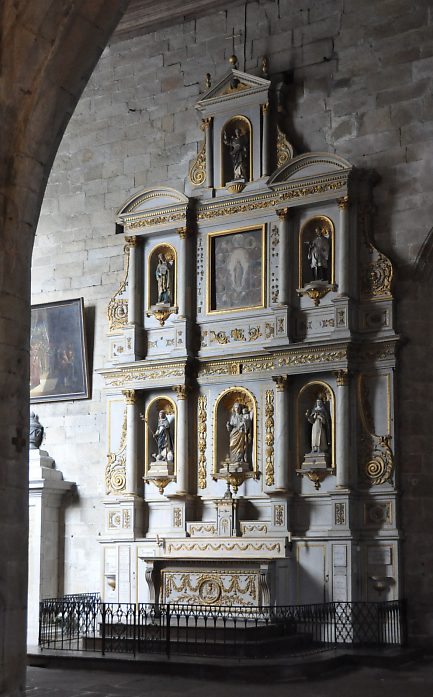 Le retable du Rosaire dans le croisillon nord du transept