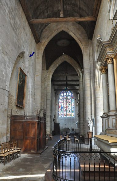 Le transept vu depuis le croisillon sud