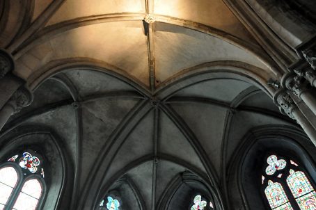 La voûte bombée de la chapelle de la Vierge, exceptionnelle en Bretagne au XIIIe siècle
