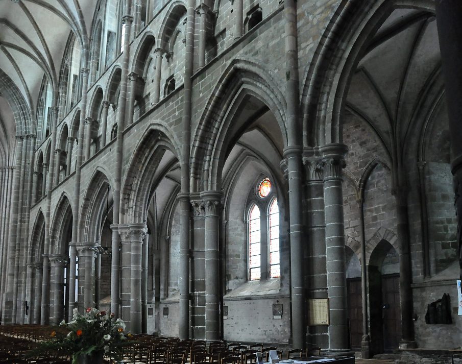 Élévations sud de la nef de la cathédrale Saint-Samson