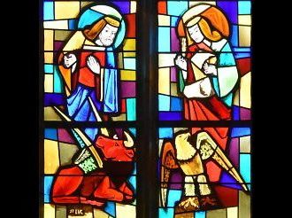 Saint Luc et saint Jean (atelier Robert Briand), détail central du vitrail