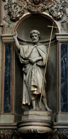 Statue de saint Jean-Baptiste dans le retable du chœur