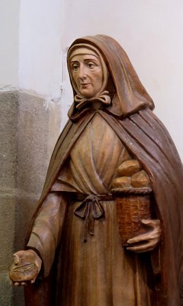 Statue moderne de sainte Jeanne Jugan