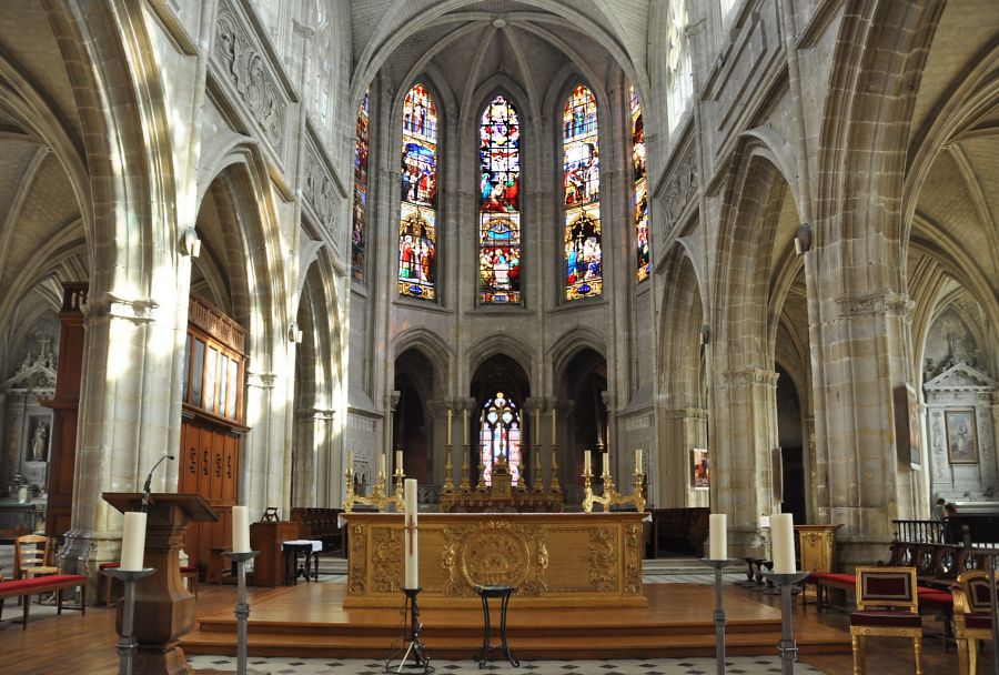Cathédrale Saint-Louis à Blois, le choeur