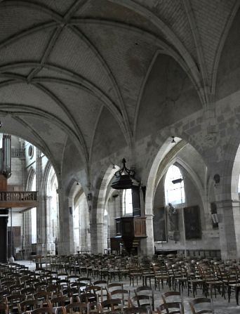 Eglise Saint-Saturnin à Blois, la nef