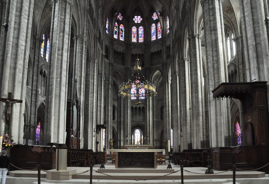 Vue d'ensemble du chœur de la cathédrale Saint-Étienne.