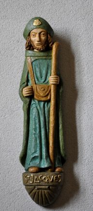 Statue contemporaine de saint Jacques le Majeur