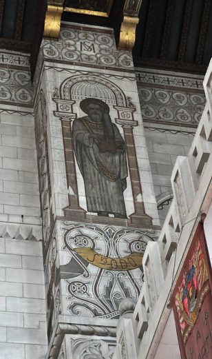 Peinture de saint Odo sur la droite de la tribune