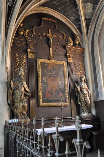 La chapelle rayonnante du Sacré–Cœur érigée en 1532.