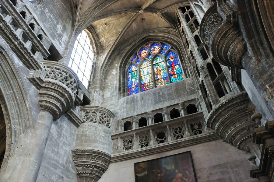 Le transept nord et sa féerie de pierre