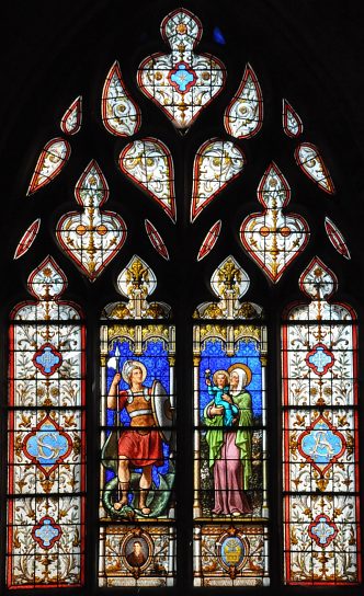 Saint Georges et sainte Anne dans la chapelle Saint-Louis