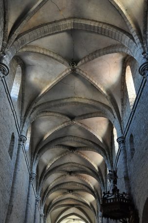 La voûte en style gothique primitif date du XIIIe siècle