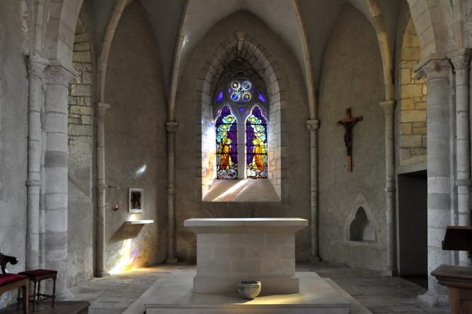 Le chœur de l'église Saint-Pierre-et-Saint-Paul 