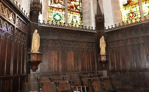Les stalles du XVIIe siècle dans le chœur