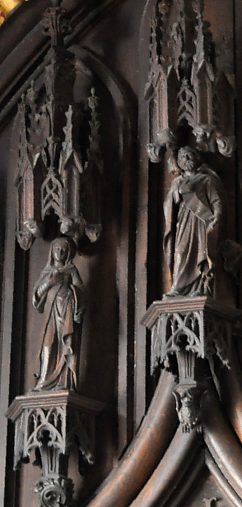 Figures sur le retable du XIXe siècle