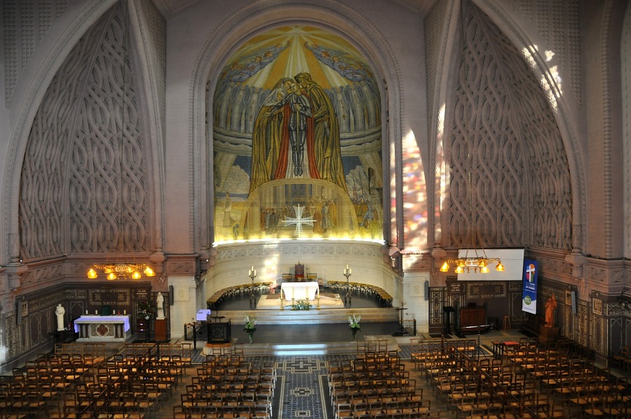 La nef de Sainte-Jeanne d'Arc
