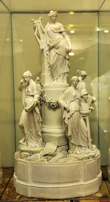 Les Muses, porcelaine de Sèvres
