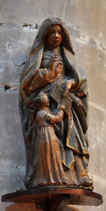 Statue de sainte Anne