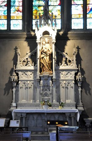 Chapelle de la Vierge dans le bras gauche du transept
