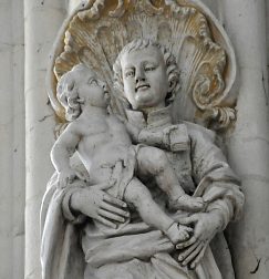 Un saint Jésuite portant l'Enfant-Jésus