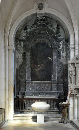 Chapelle Saint-François-Xavier et Fonts baptismaux