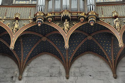Le soubassement de l'orgue de tribune est l'un des plus anciens de France