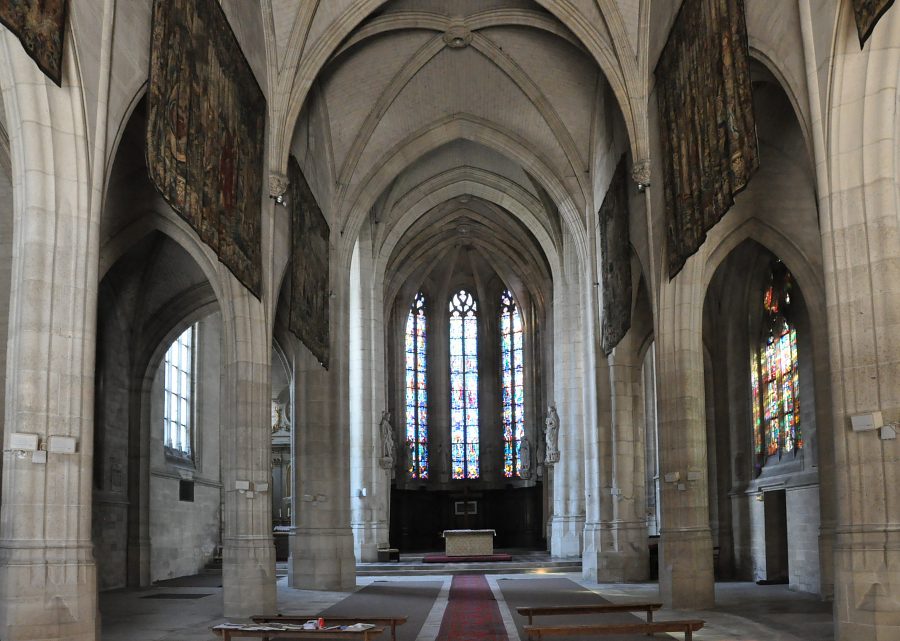 La nef de l'église du Saint-Sépulcre