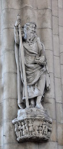 Statue de saint Jacques le Majeur dans le chœur