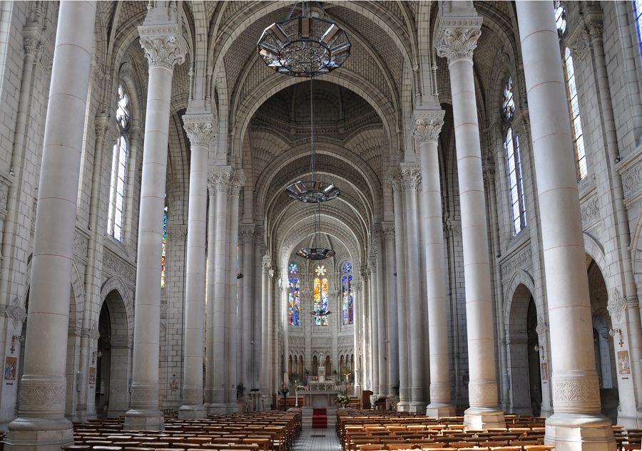 La nef de Notre-Dame-des-Victoires
