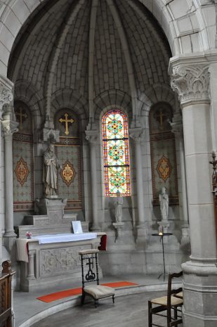 Chapelle absidiale dans le chœur