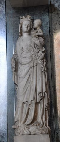 Statue de Notre-Dame du Salve 