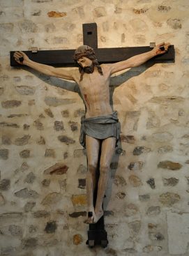 Christ en croix, bois polychrome, XVIIe siècle