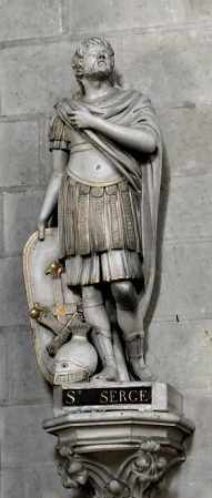 Statue de saint Serge dans la nef