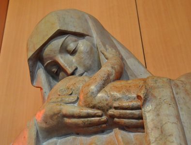 Statue de la Vierge  l'Enfant de Mlle Heuvelmans, détail