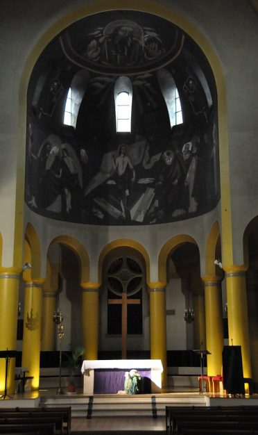 Le chœur et la voûte en cul-de-four de l'abside