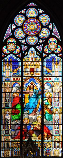 Vitrail central de l'abside : La Transfiguration