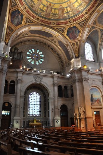 Le transept et l'avant-chœur