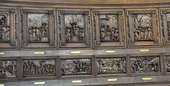 Boiseries sculptées du XVIIe siècle, détail