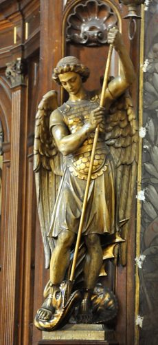 Statue de l'Archange Saint-Michel 