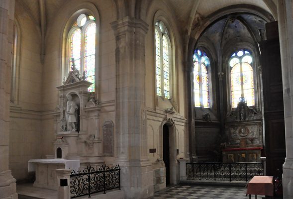 Les chapelles du côté gauche du chœur