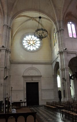 Le transept droit avec la rose