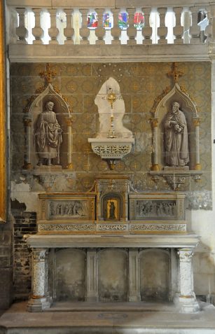 Retable près de la sacristie