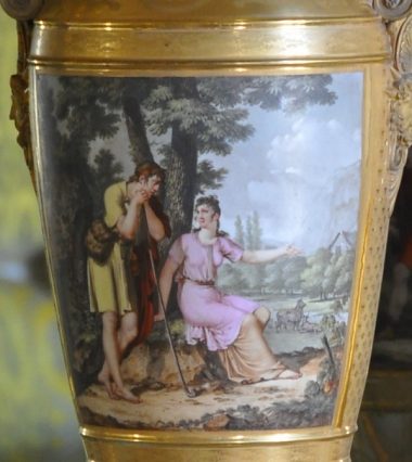 Cartel d'un vase en fuseau en porcelaine