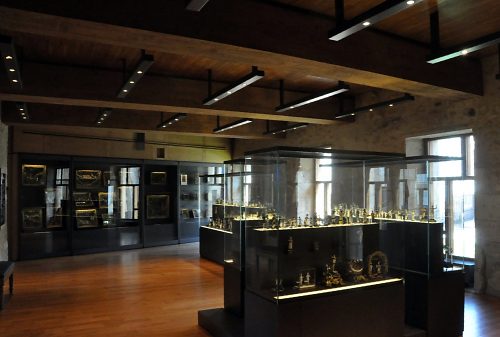 La salle des verres émaillés