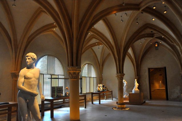 La salle des sculptures (ancienne salle du chapitre)